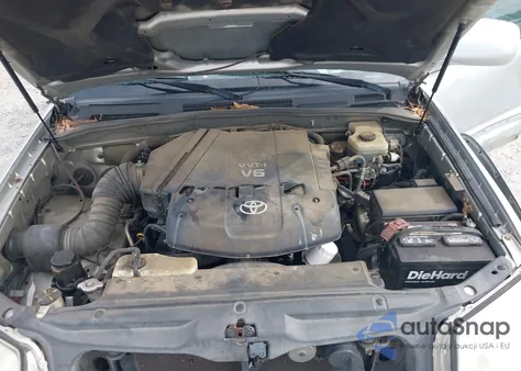 2003 Toyota 4Runner Sr5 Sport V6 z USA, uszkodzony, nr VIN JTEZU14R230017456